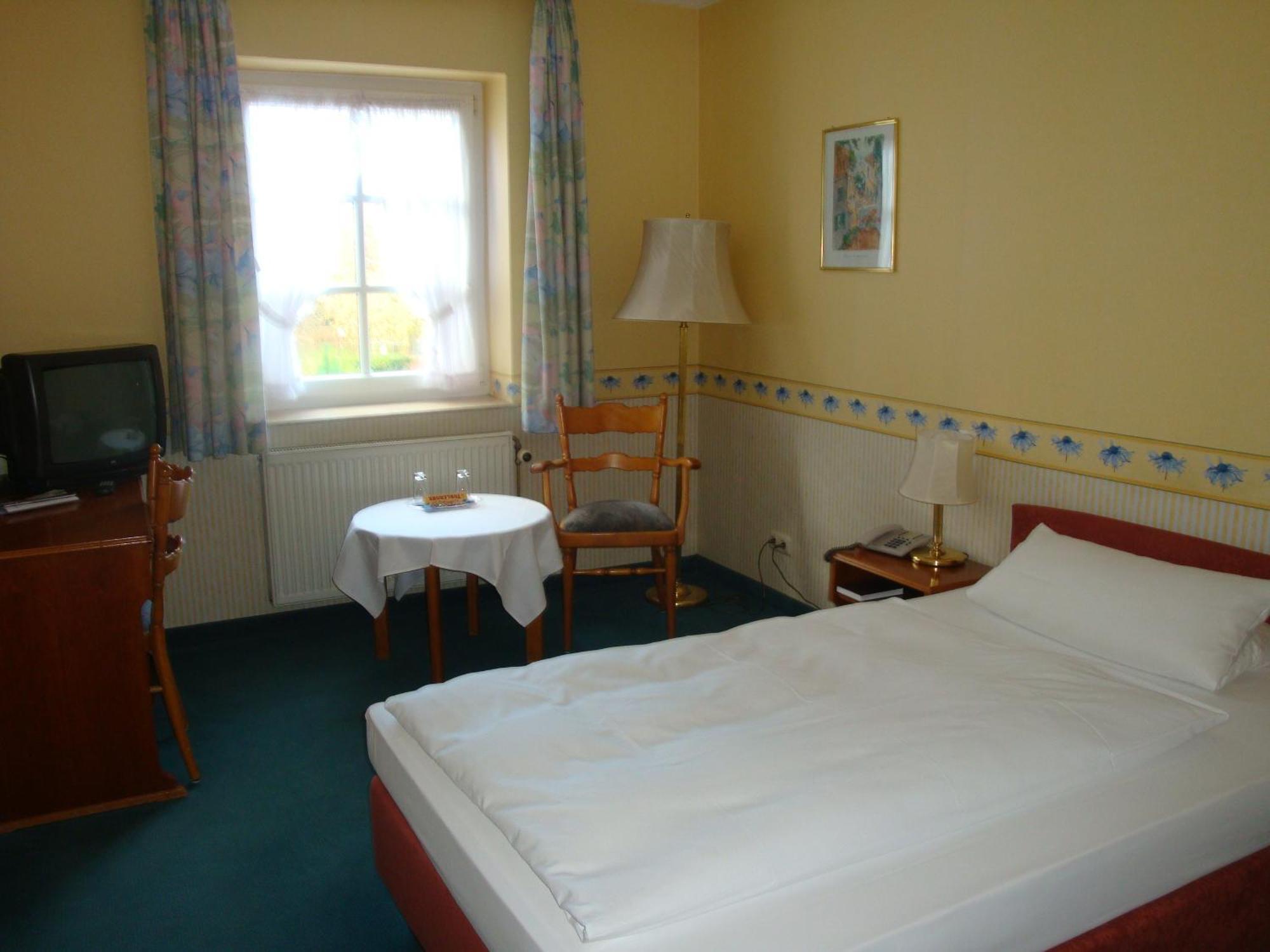 Hotel Burg-Muehle Gelnhausen Kamer foto